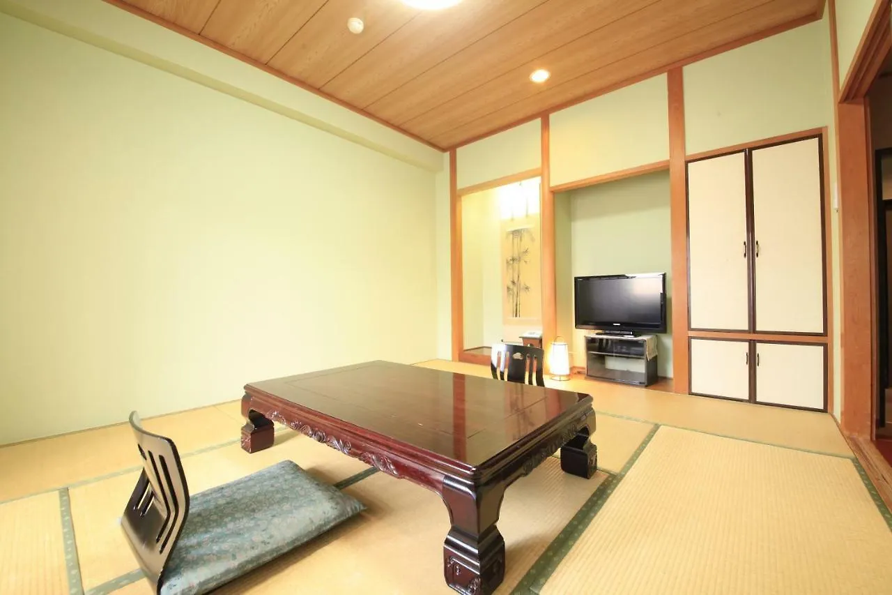 Kkr Hakone Miyanoshita Hotel 3*,